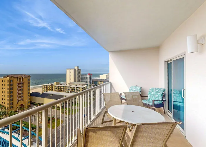Gulf View With Amenities Scenic Balcony Open Layout W&d & Ac *