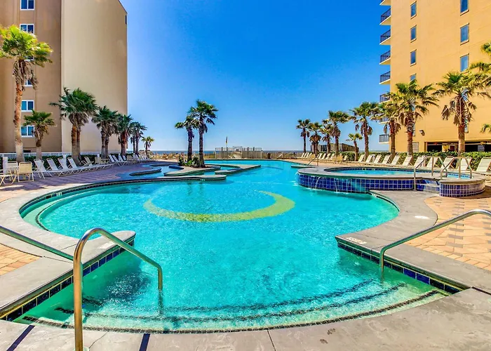 Holiday home Gulf View With Amenities Scenic Balcony Open Layout W&d & Ac Gulf Shores