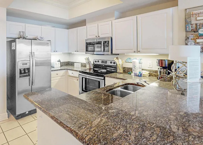 Gulf View With Amenities Scenic Balcony Open Layout W&d & Ac *